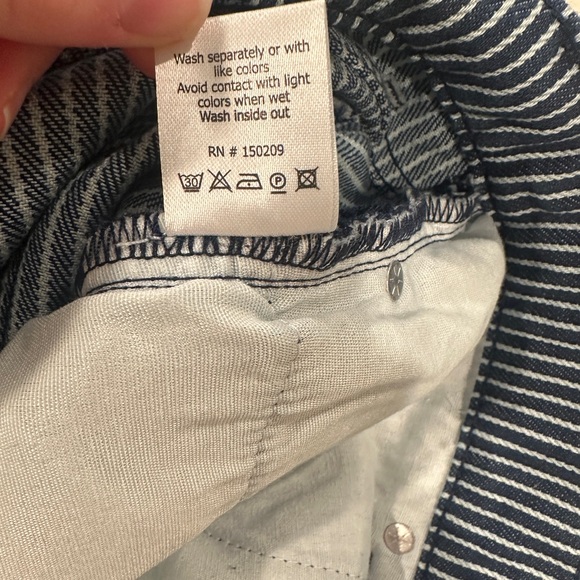 La Ligne Isadora High Rise Wide-Leg Jean - Picture 11 of 14